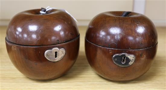 A pair of Georgian style fruitwood apple tea caddies, 4.25in.